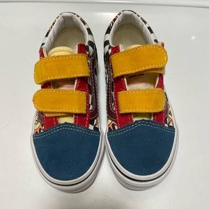 Vans toddler shoes. NBW
